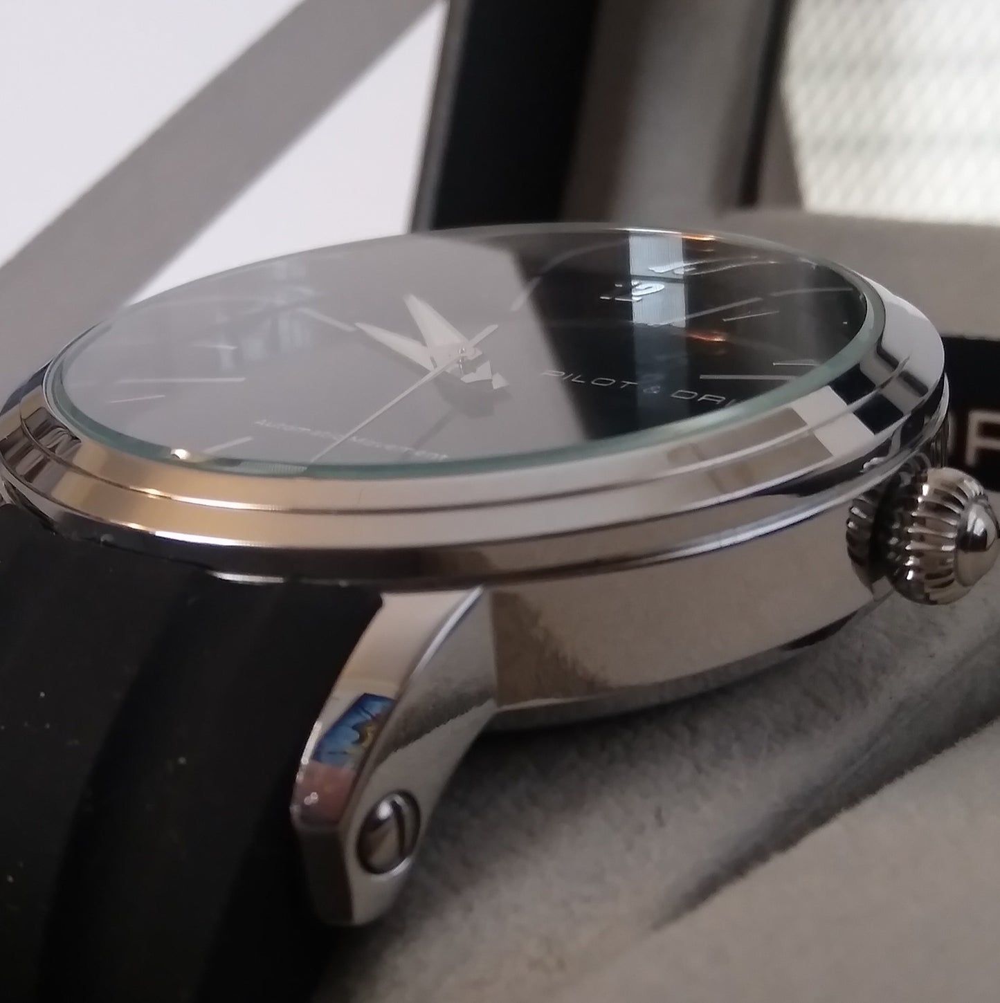 Pilot & Driver™ | Caliber 01 | Automatic Watch | 46mm, Rubber Strap